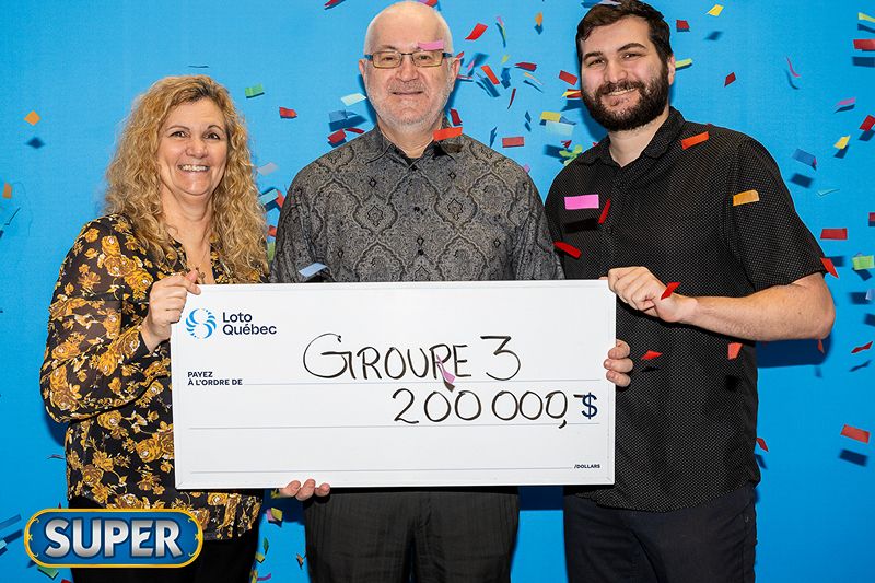 Loto-Québec : un Estrien partage 200 000 $ avec ses parents